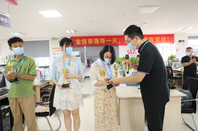 激情時刻！榮耀時刻！